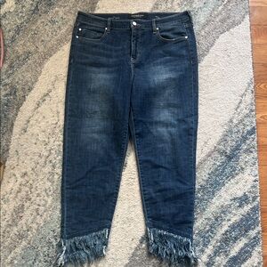 Liverpool Los Angeles Frayed Crop Skinny Jeans